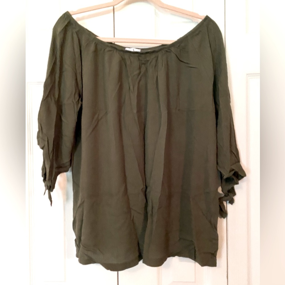 NWT Olive Green Women's Off-Shoulder Top